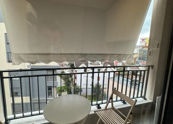 Dennys New Bazaar Delight Premium Apartment