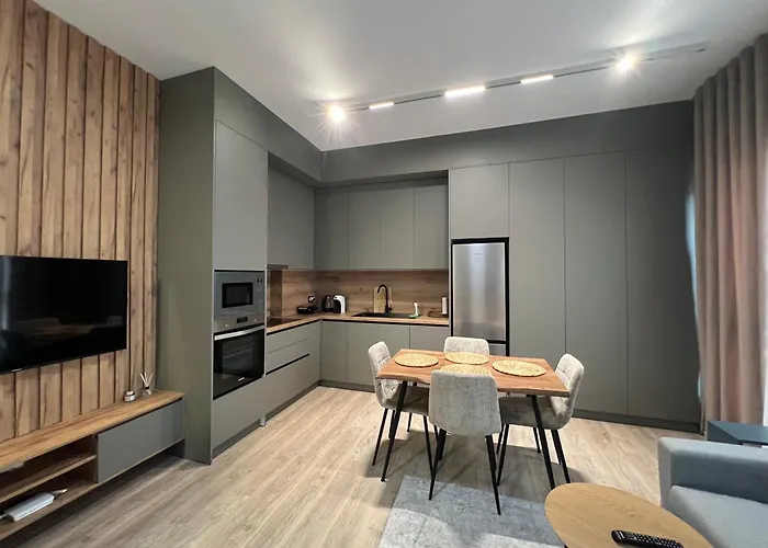 Dennys New Bazaar Delight Premium * טיראנה